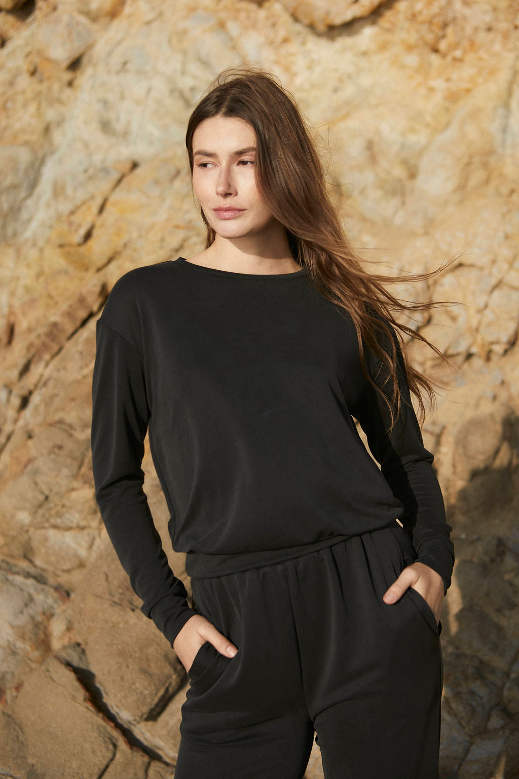 Black Venice Viscose Pullover