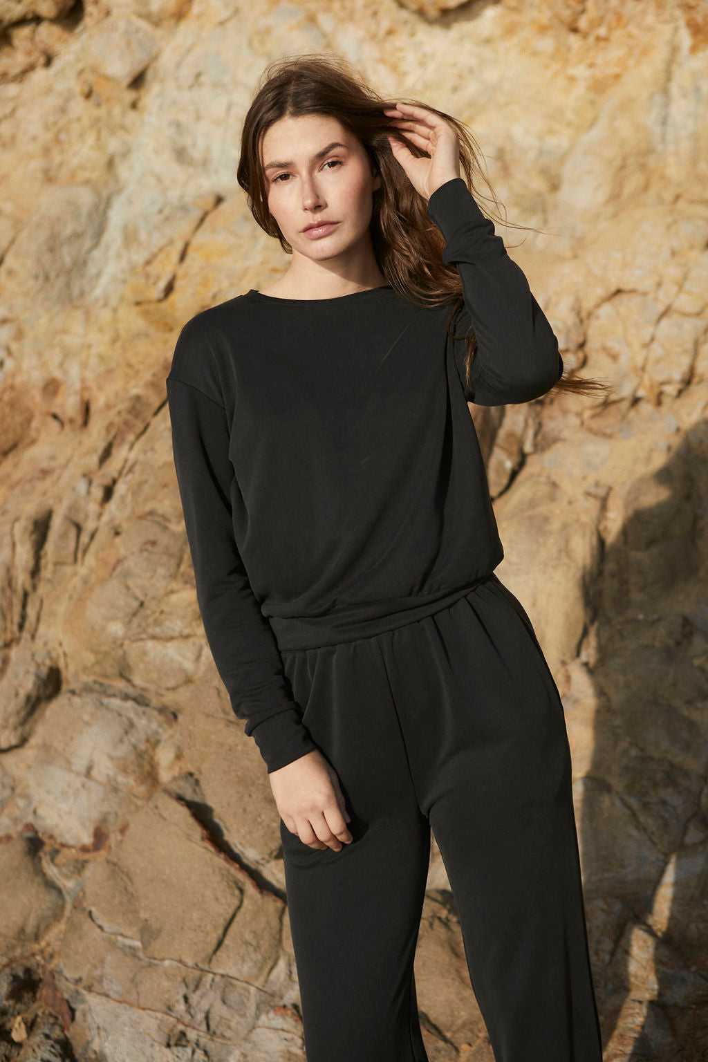 Black Venice Viscose Pullover